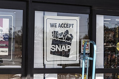 SNAP Has an Eligibility Loophole. Congress Needs to Close It.